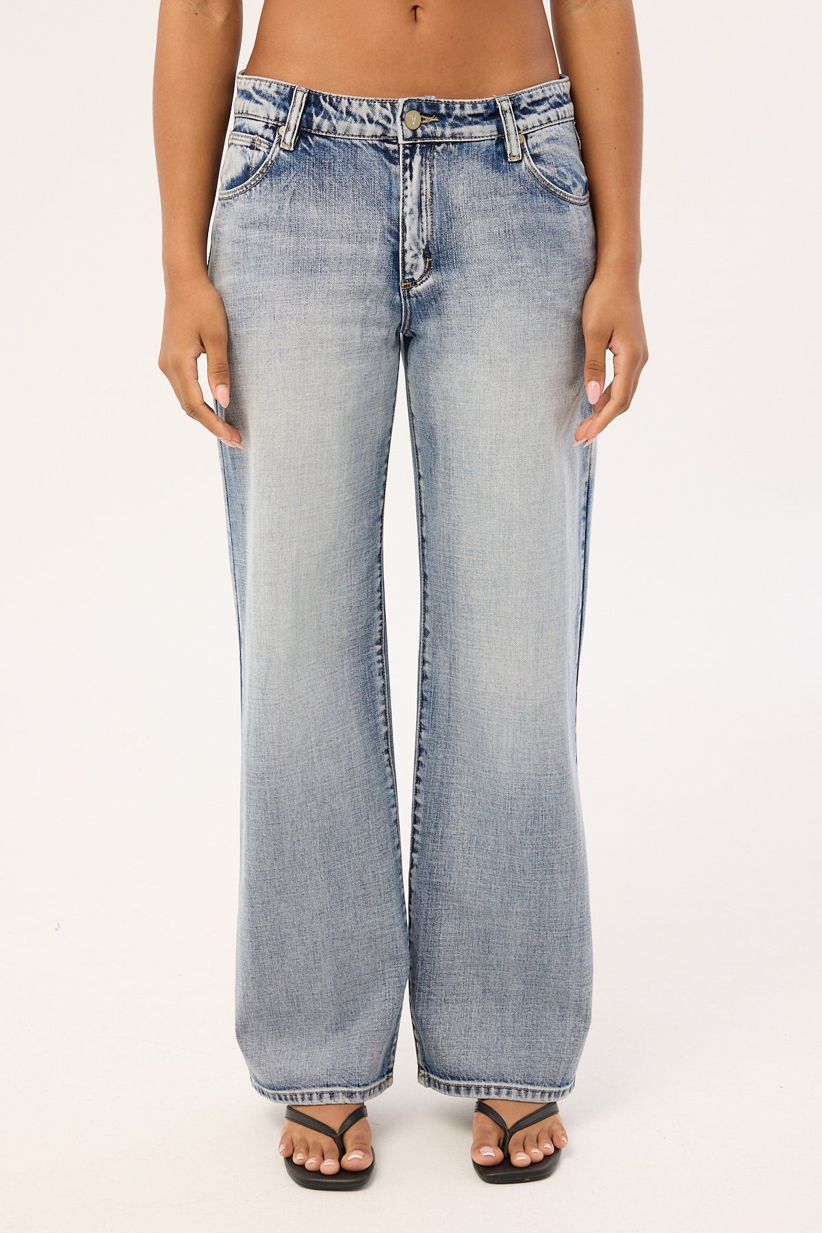 99 Low Rise Baggy Jean Keira 8 99 Low Rise Baggy Jean Keira