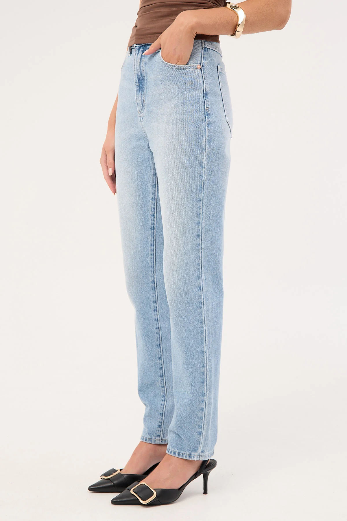 A 94 High Slim Jean Gia 4 A 94 High Slim Jean Gia