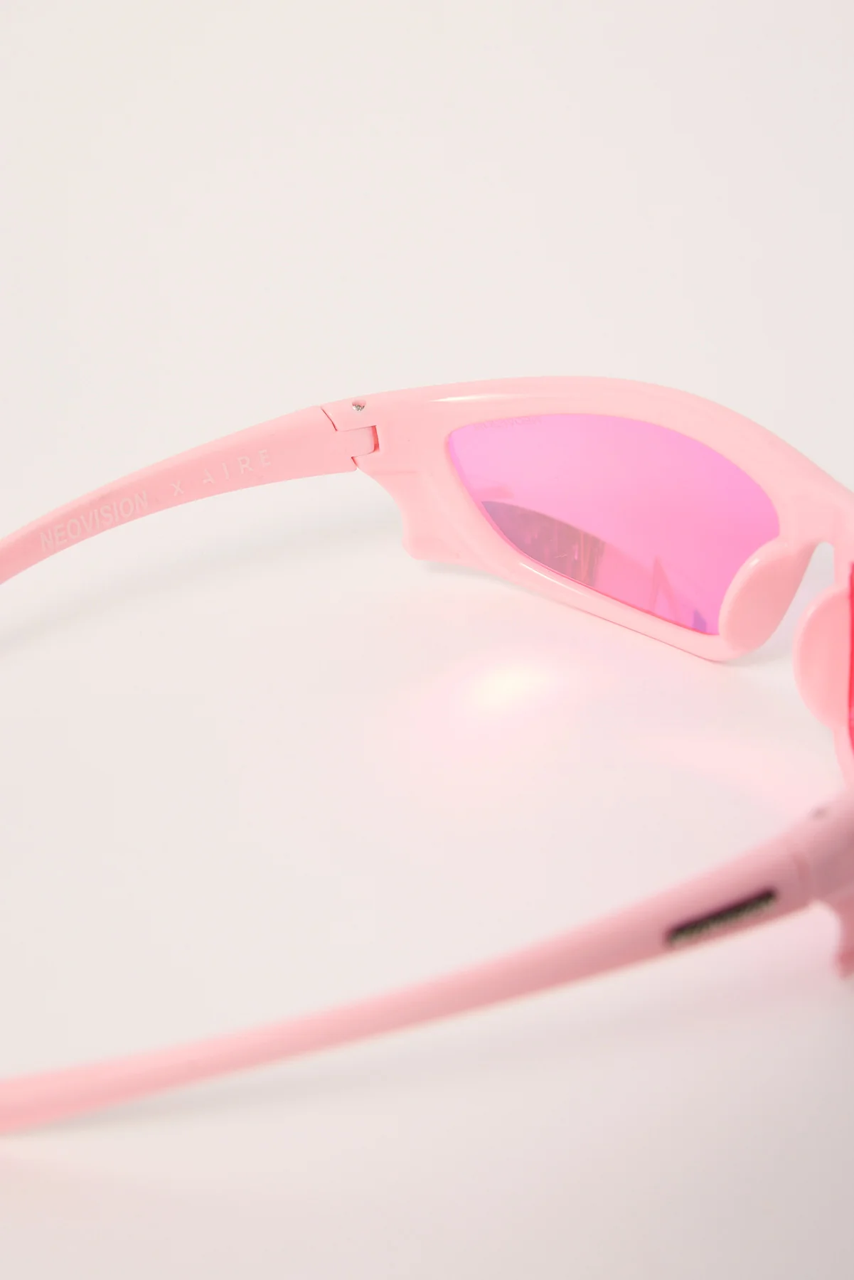 Flux Sunglasses Bubblegum/Pink Mirror 3 Flux Sunglasses Bubblegum/Pink Mirror