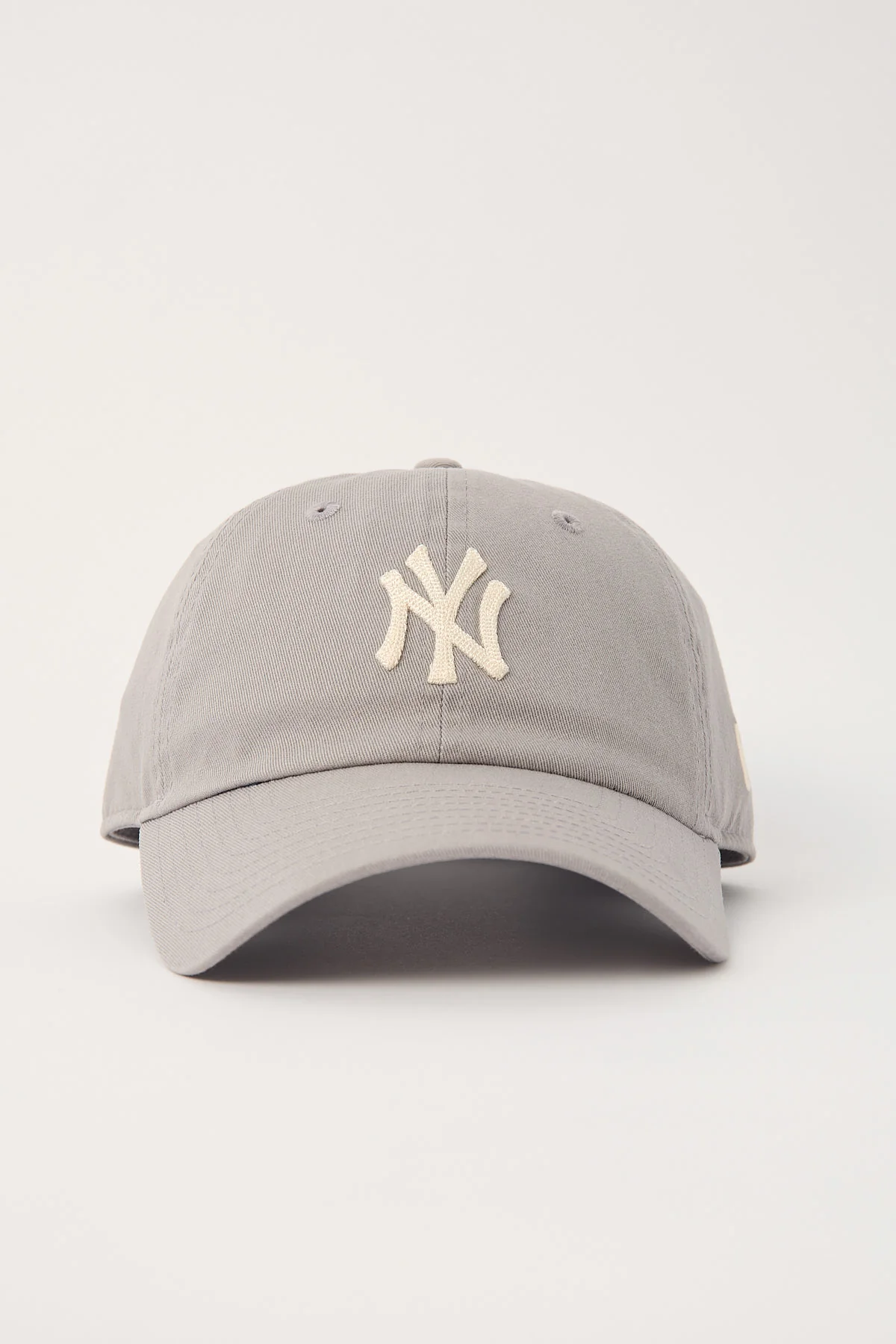 Casual Classic Neutral Chainstitch New York Yankees Cap Gray