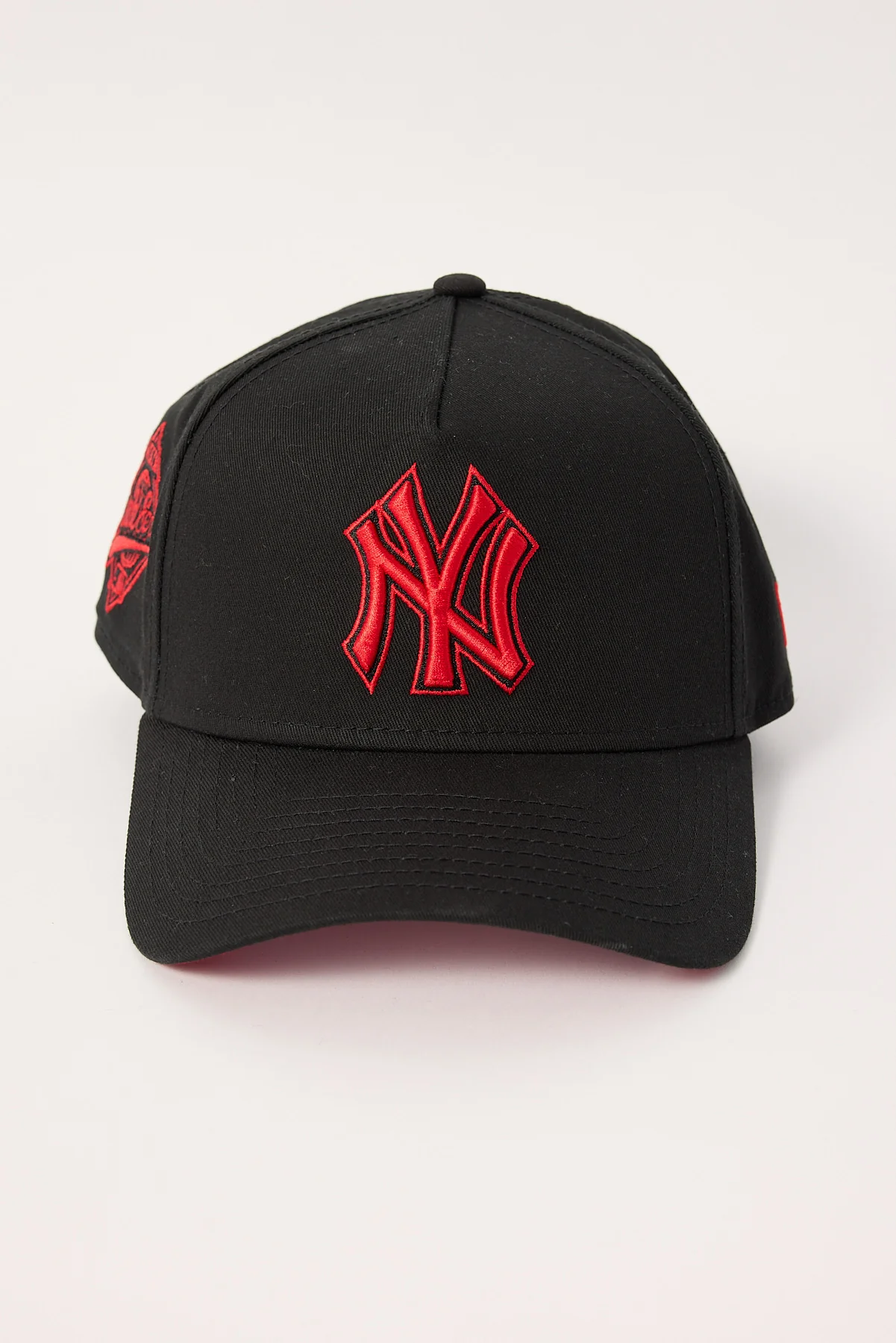 9Forty A-Frame New York Yankees Cap Black/Scarlet