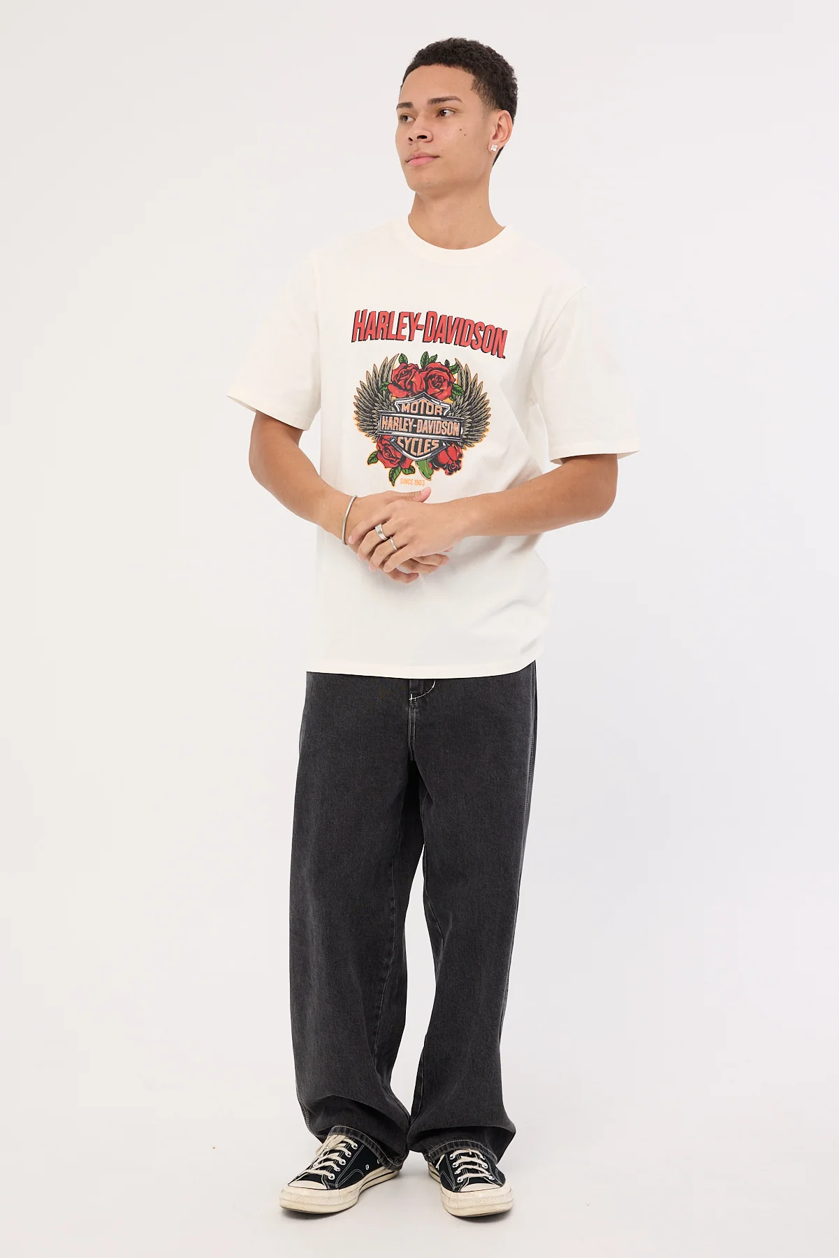 Rose Bar And Shield Tee Vintage White