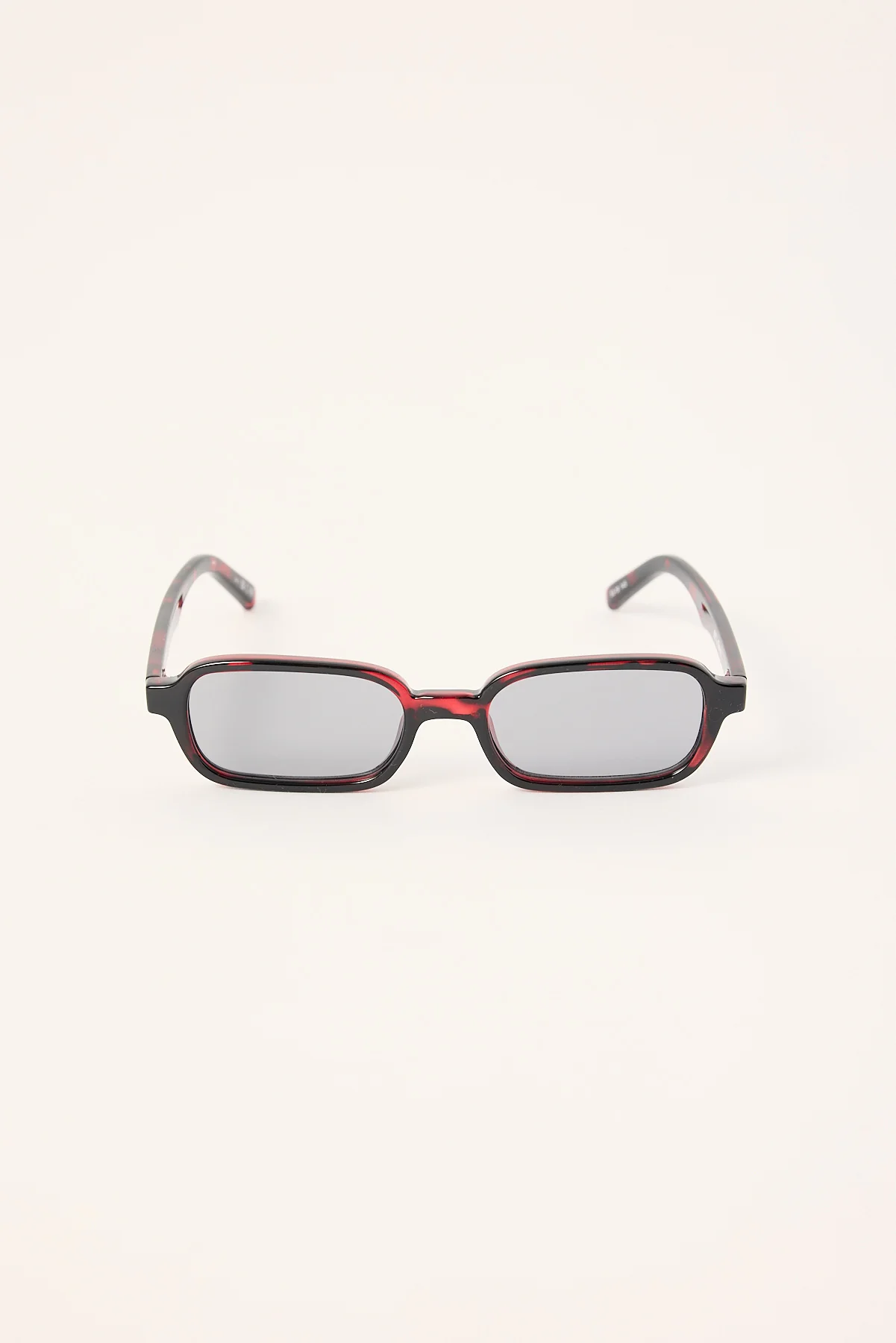 Pilferer Cherry Tort/Smoke Tint