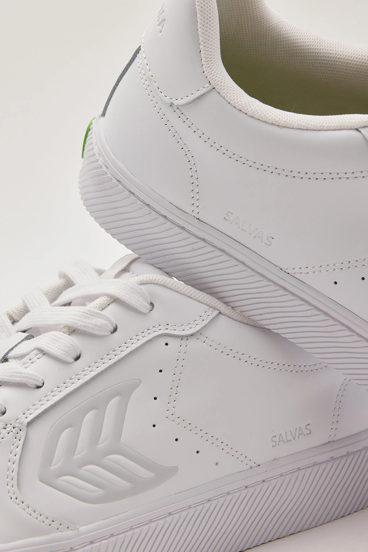 Salvas White 4 Salvas White
