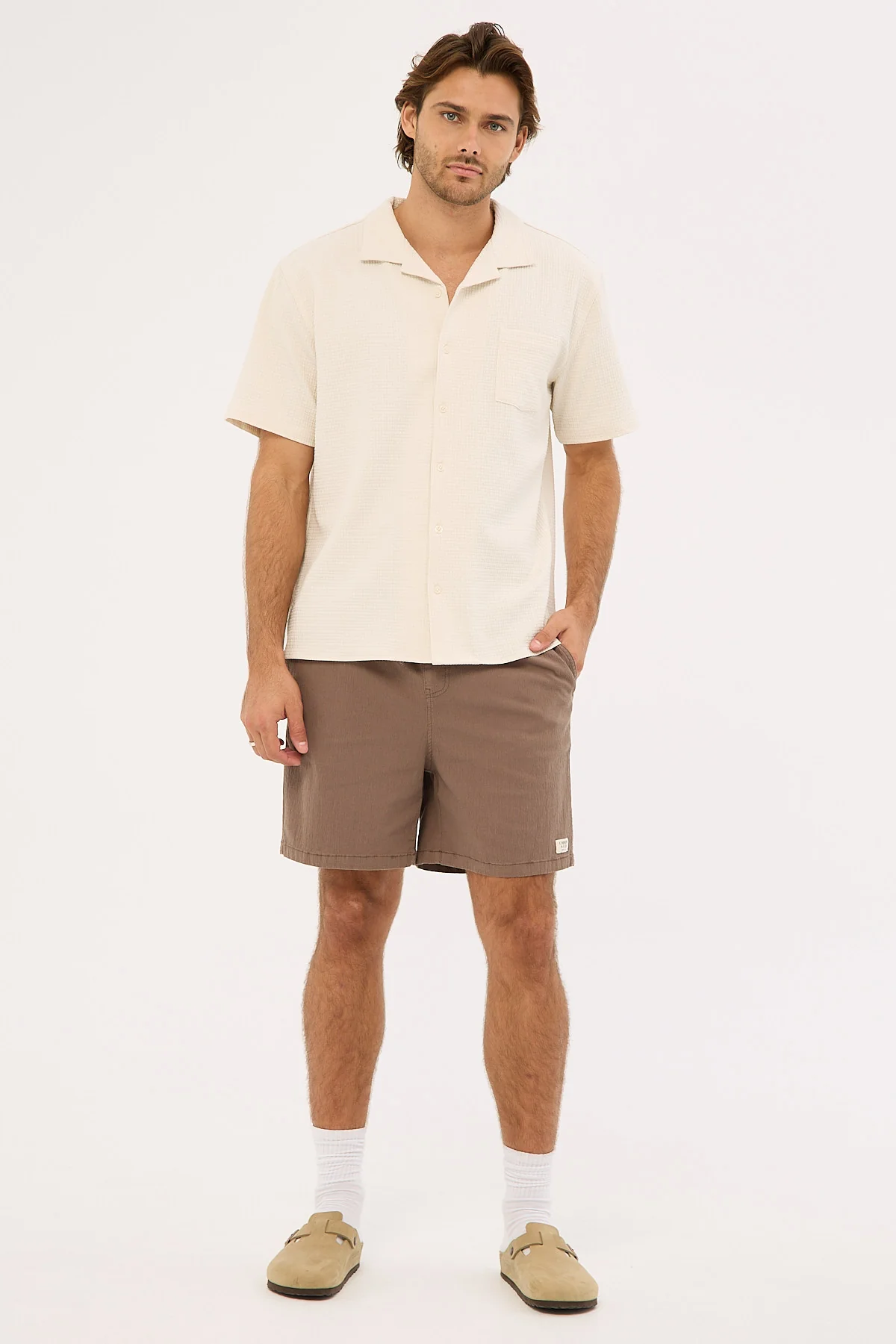 Essential Short Dusty Brown 2 Essential Short Dusty Brown