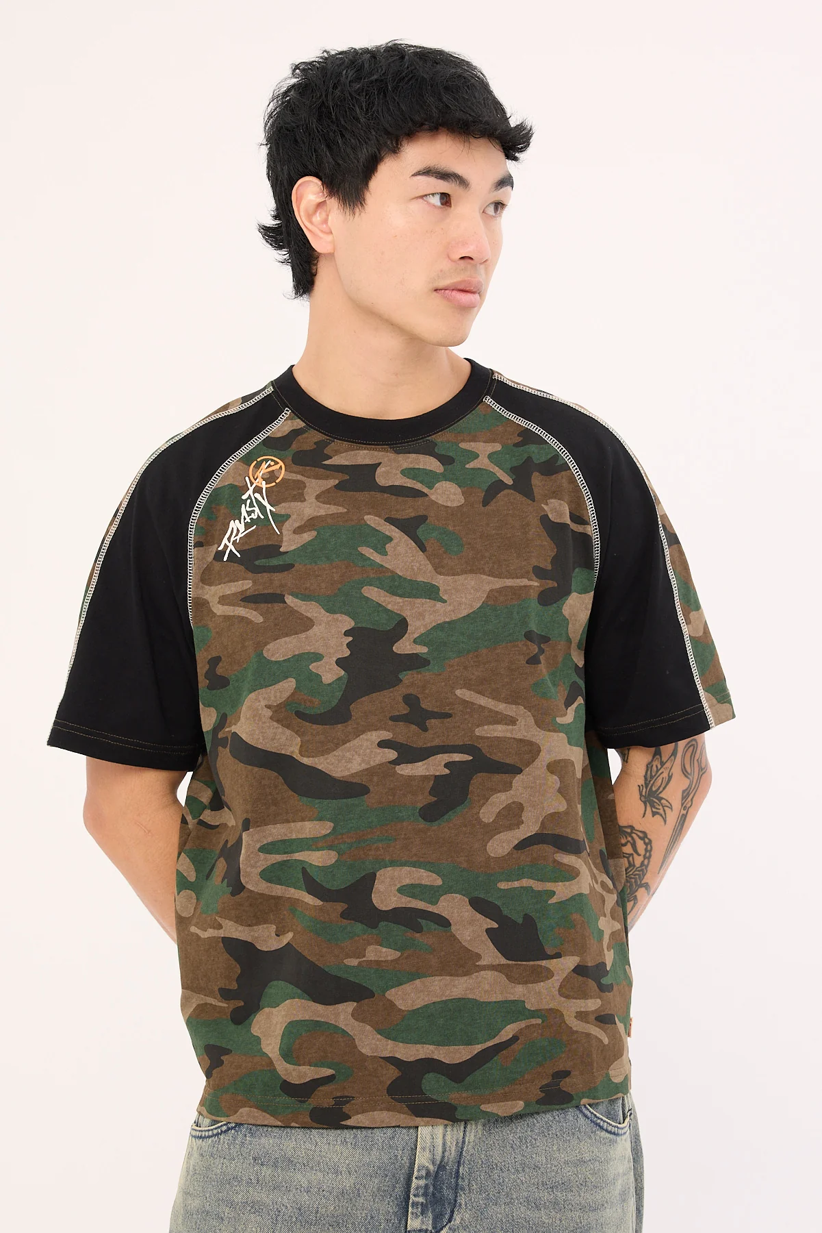 Woof Raglan Tee Camo