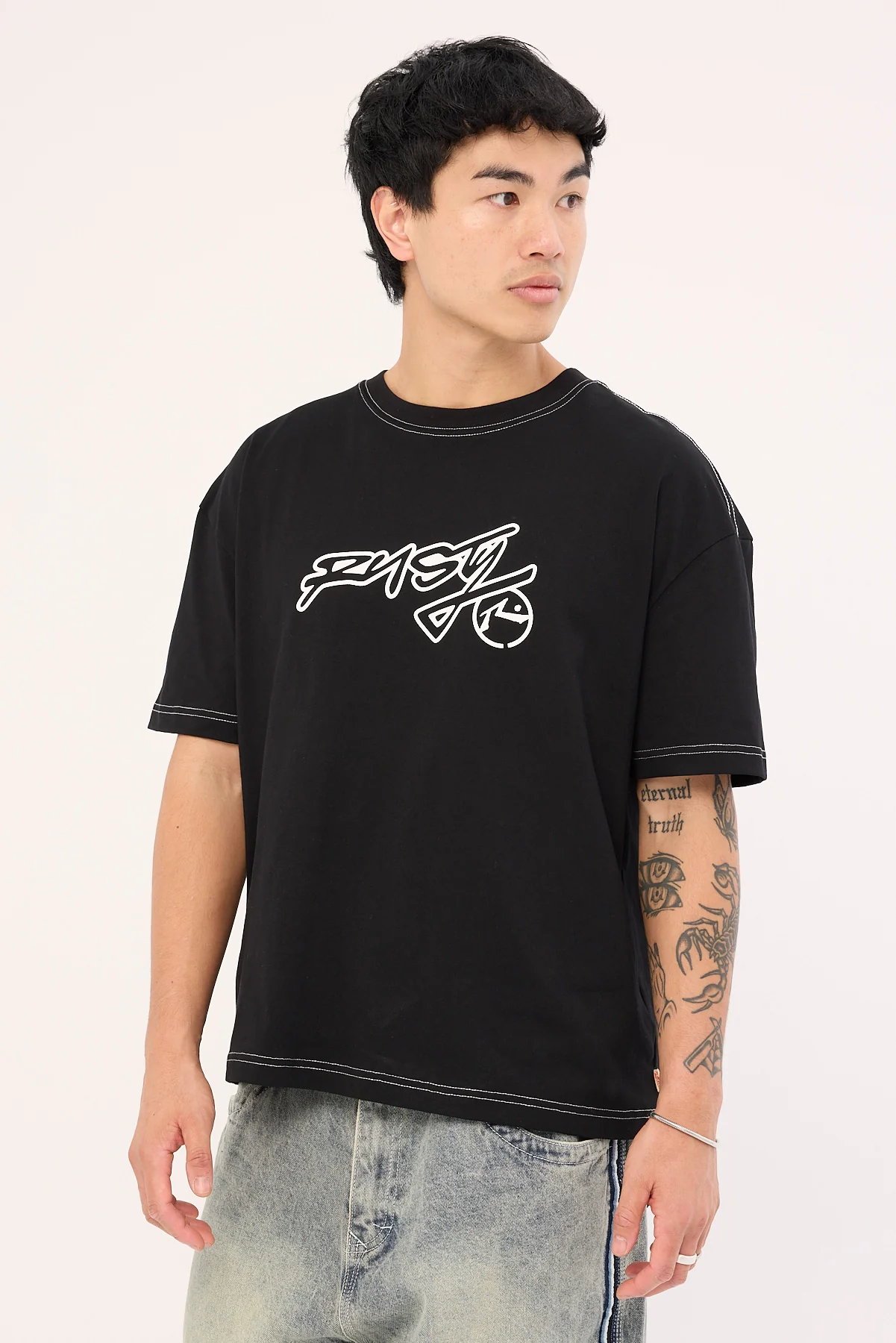 Graf R Tee Black