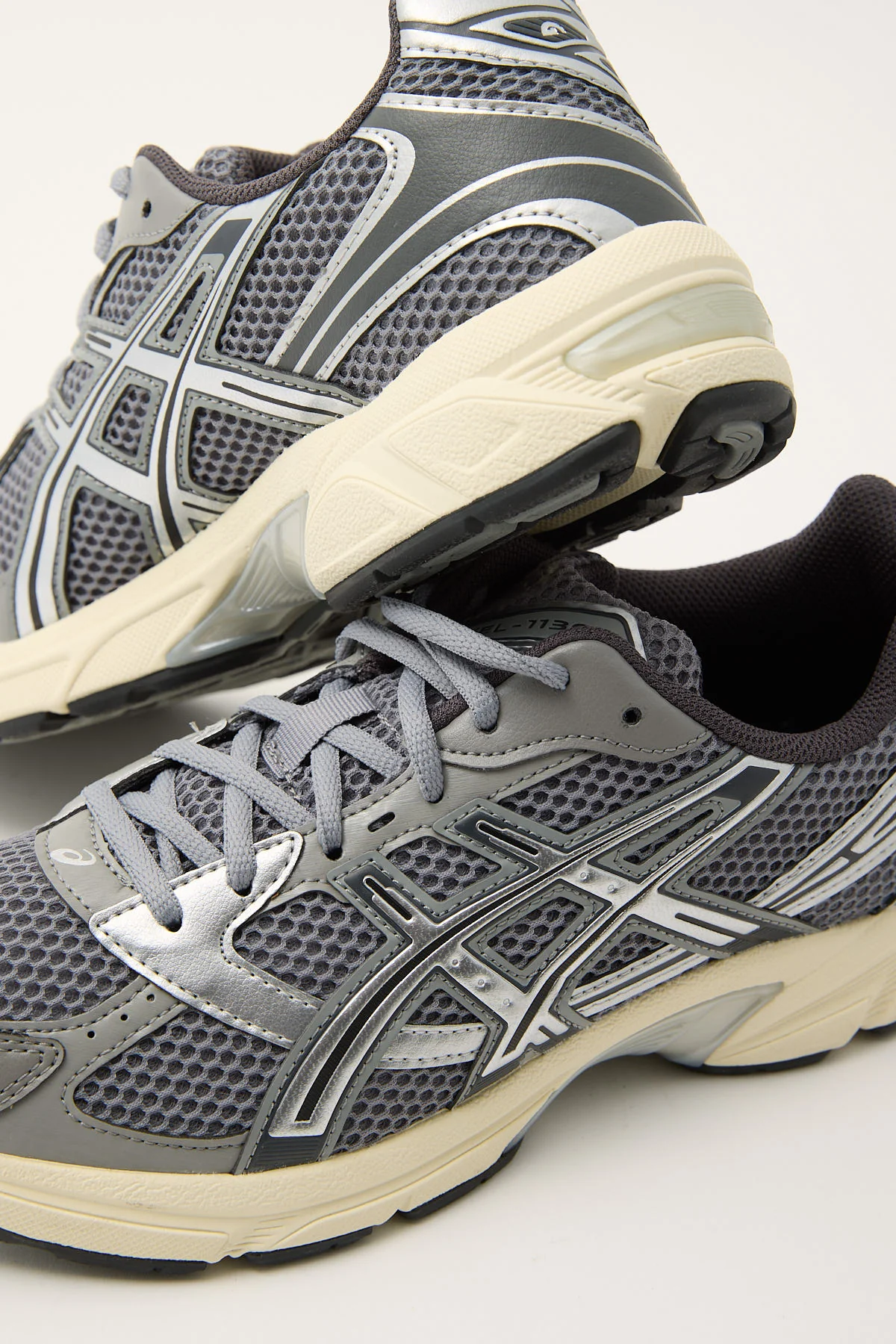Gel-1130 Clay Grey Pure Silver 4 Gel-1130 Clay Grey Pure Silver