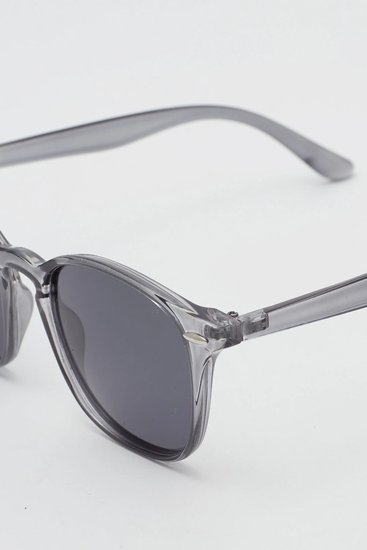 United Crystal Grey 2 United Crystal Grey