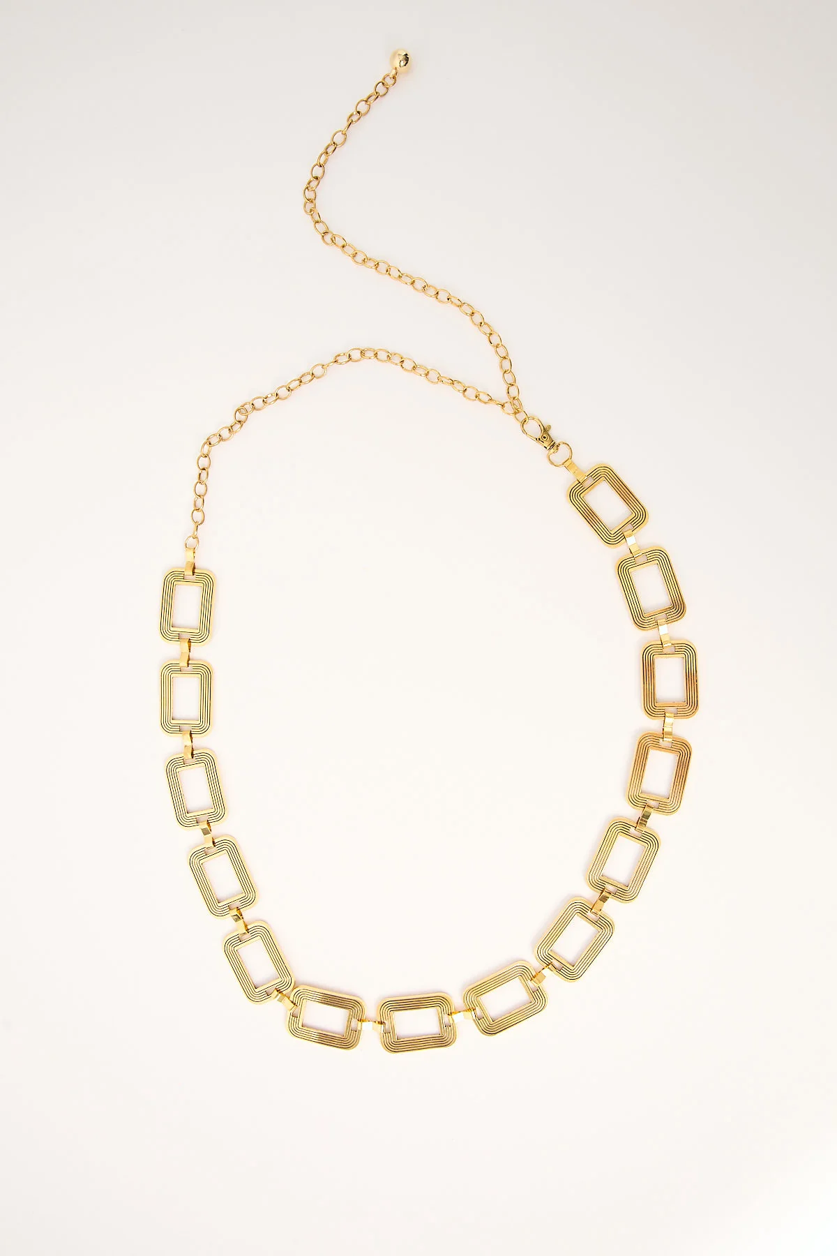 Groovy Rectangular Chain Belt Gold