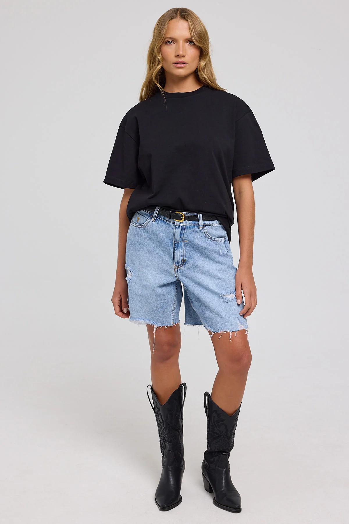 Billie Low Denim Short Tainted Blue