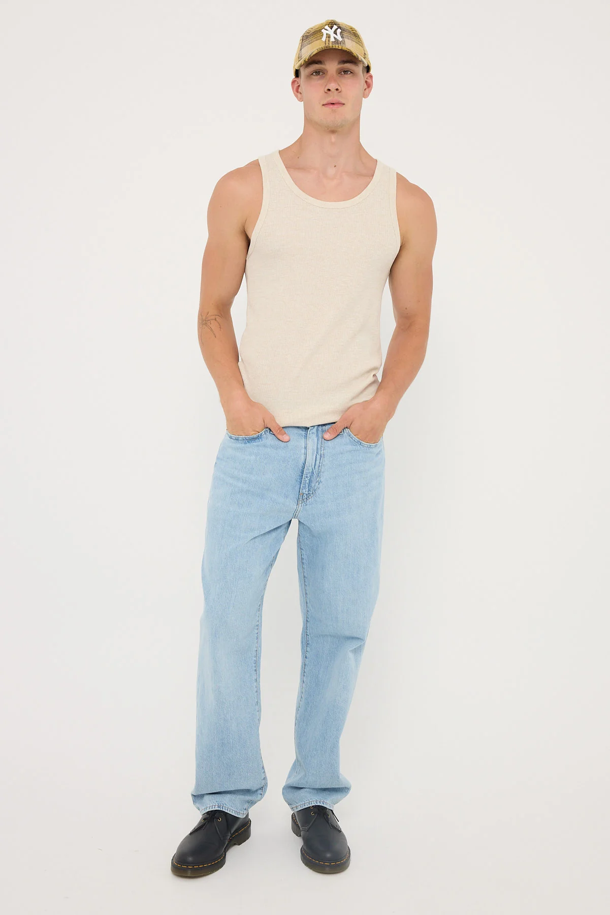 568 Loose Straight Jean Varsity Academia