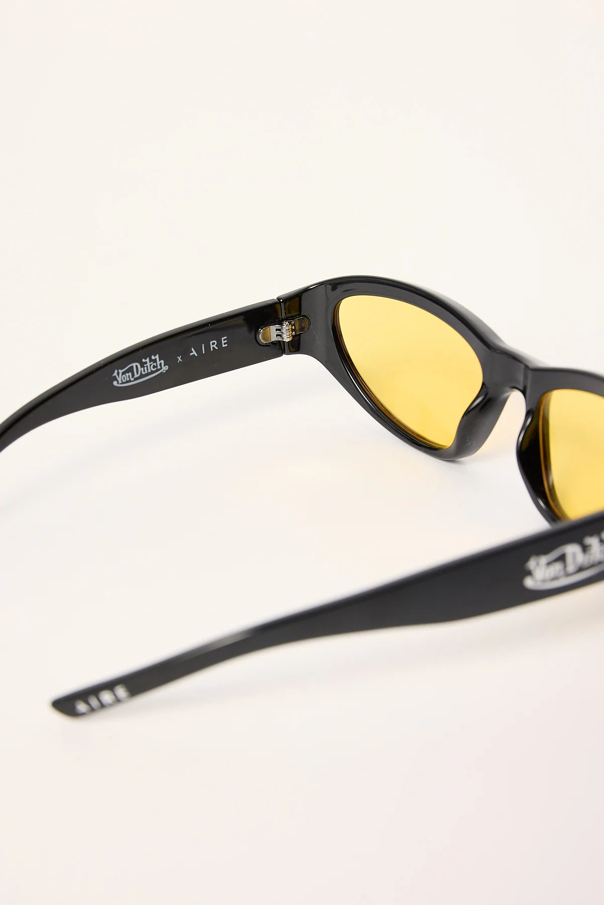 Aire X Von Dutch Blackout Black/Golden Tint 3 Aire X Von Dutch Blackout Black/Golden Tint