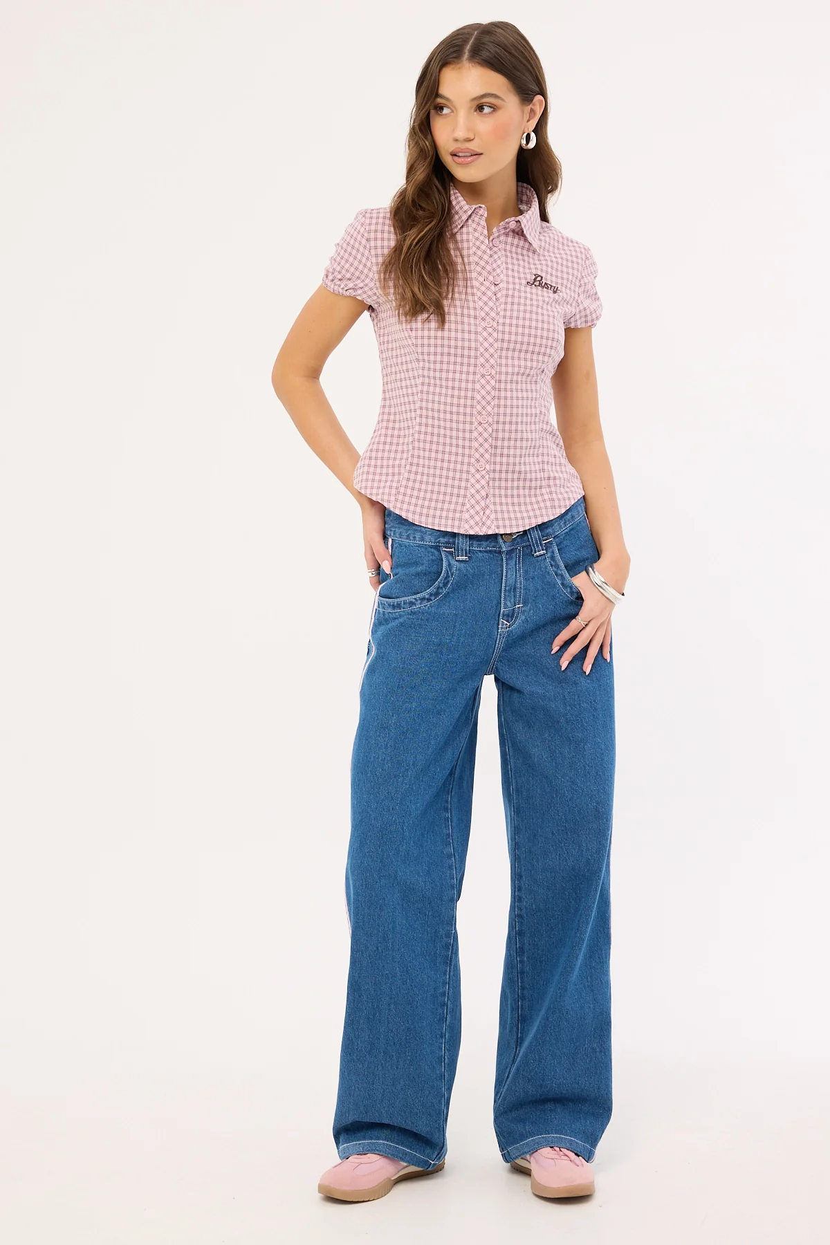 Flip Mommy Low Rise Wide Leg Jean Authentic Blue/ Pink 2 Flip Mommy Low Rise Wide Leg Jean Authentic Blue/ Pink