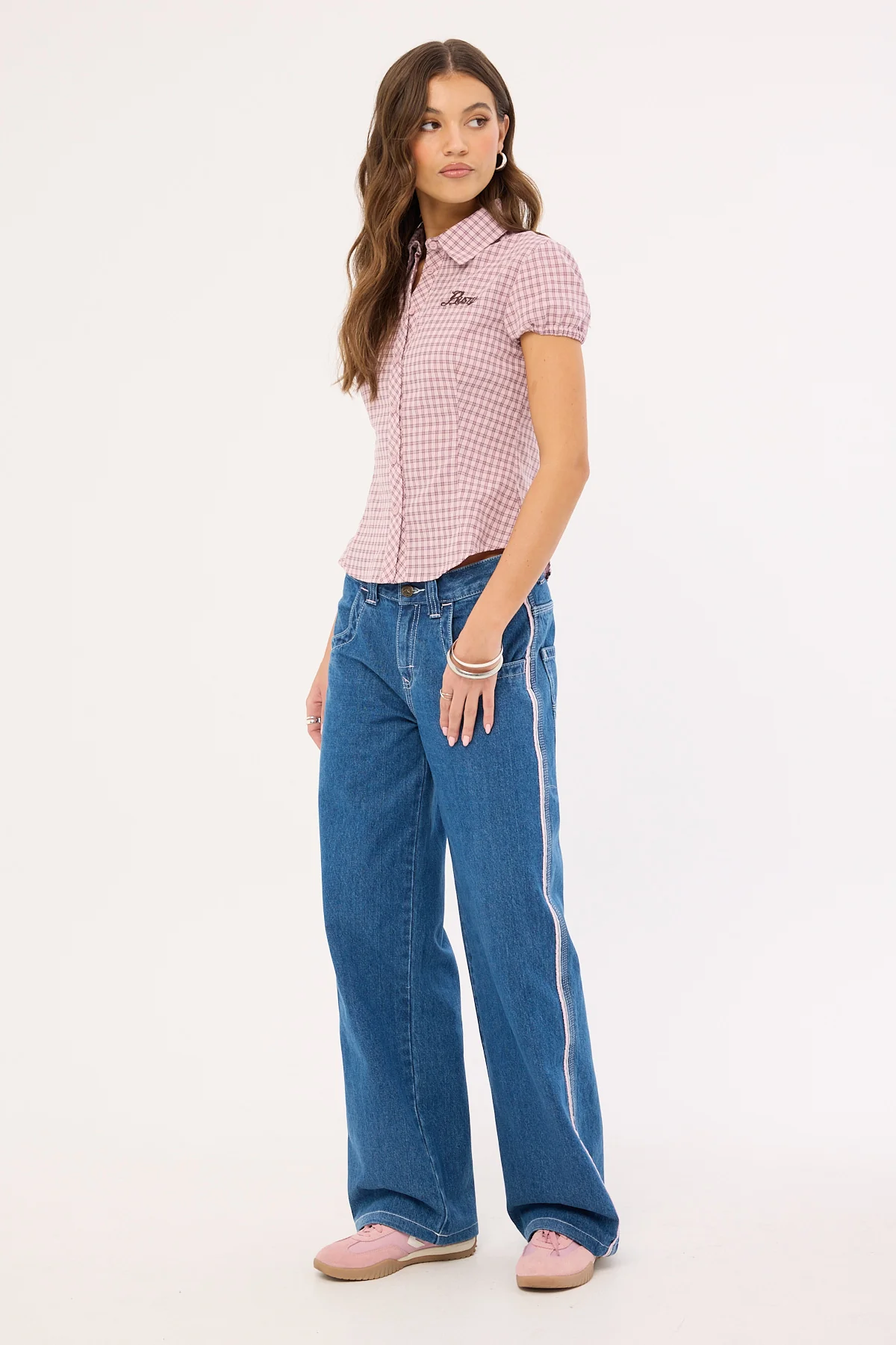 Flip Mommy Low Rise Wide Leg Jean Authentic Blue/ Pink 4 Flip Mommy Low Rise Wide Leg Jean Authentic Blue/ Pink