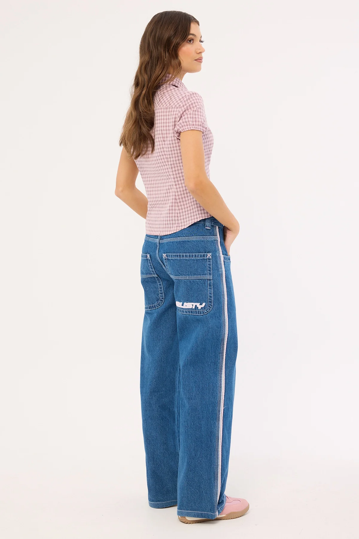 Flip Mommy Low Rise Wide Leg Jean Authentic Blue/ Pink 6 Flip Mommy Low Rise Wide Leg Jean Authentic Blue/ Pink