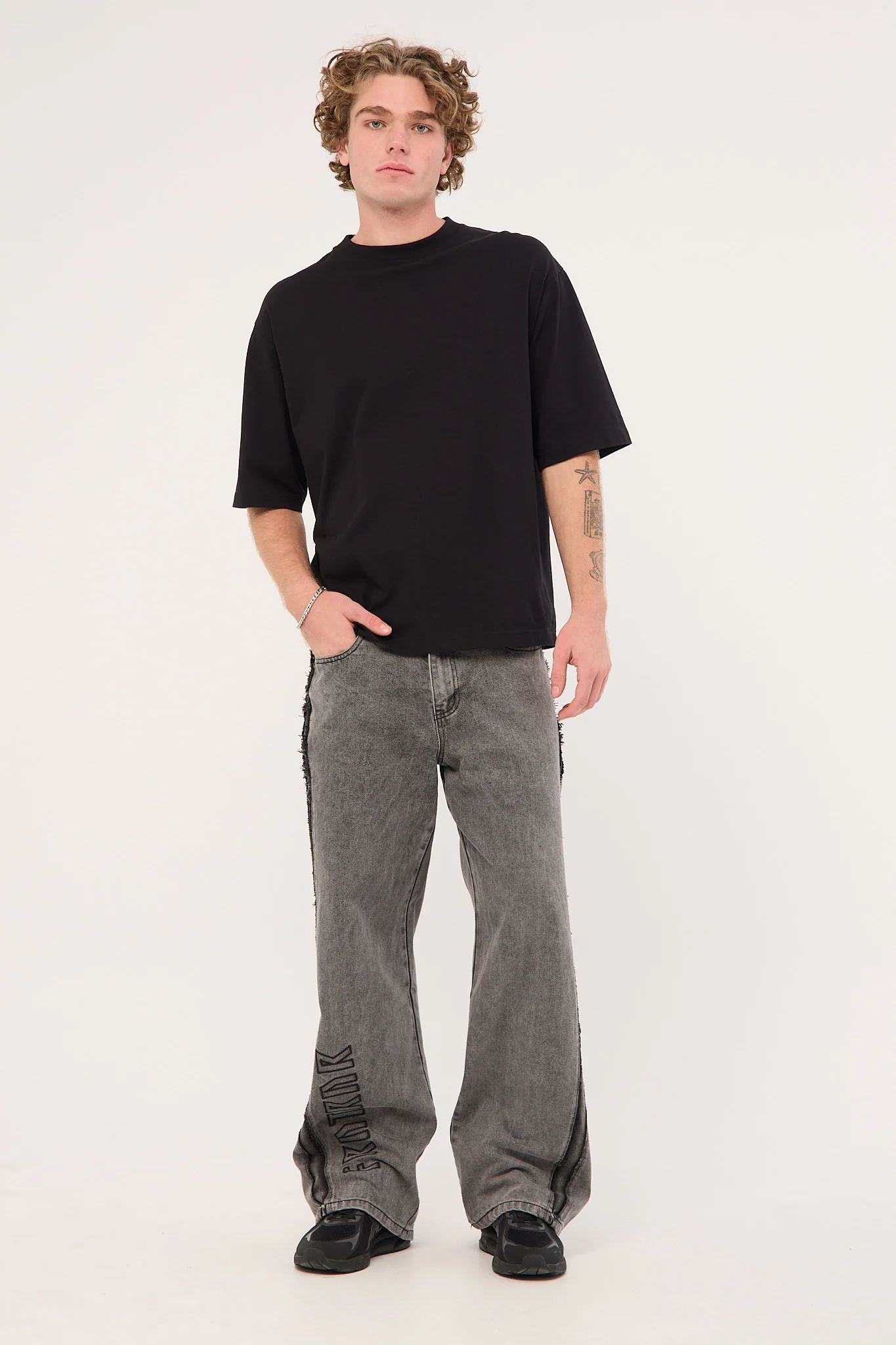 FRNTRNR Baggy Jean Washed Black 1 FRNTRNR Baggy Jean Washed Black