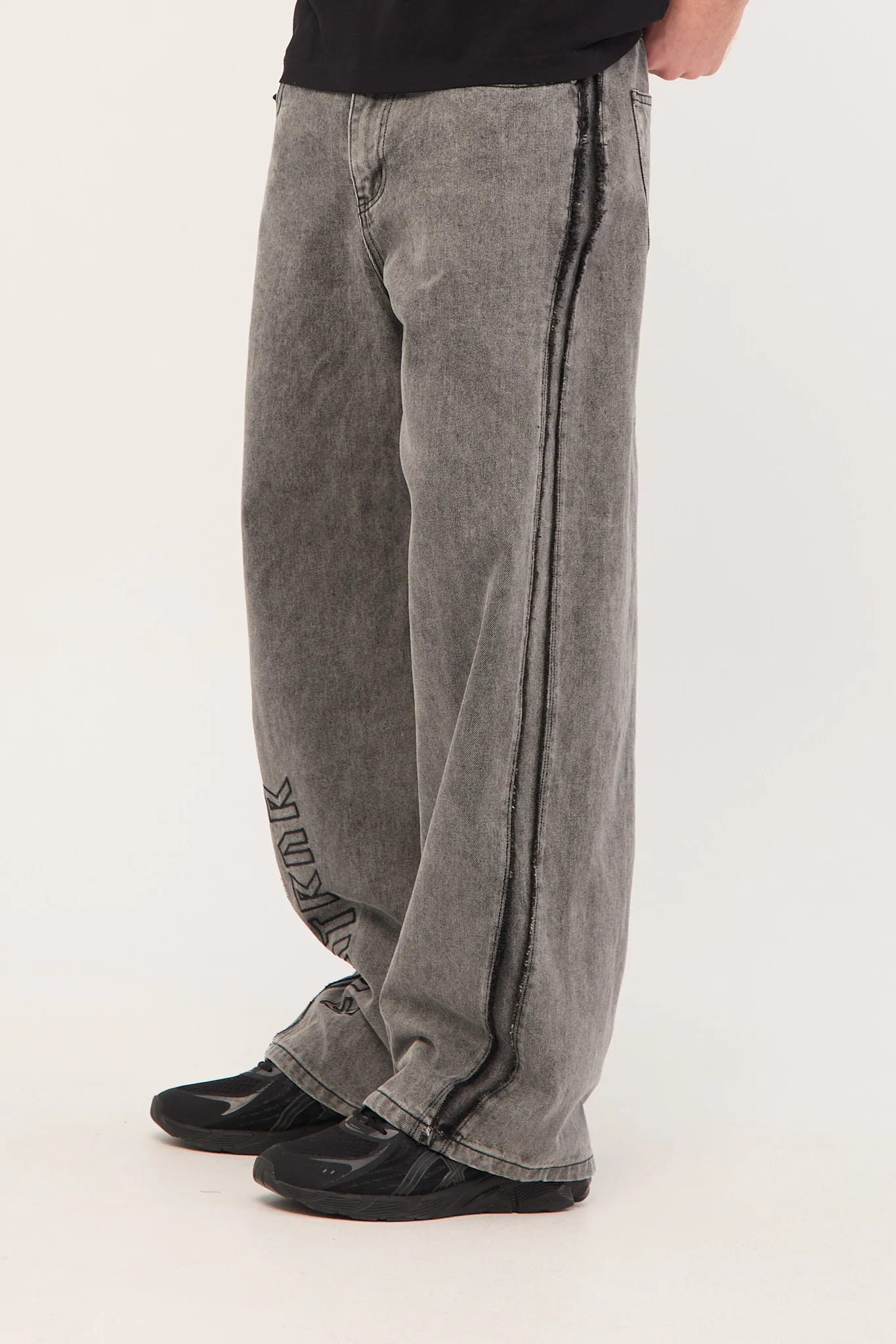 FRNTRNR Baggy Jean Washed Black 4 FRNTRNR Baggy Jean Washed Black